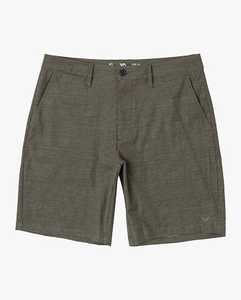 Olive Rvca Back In Hybrid 17 Boys' Shorts | DUSKV70260